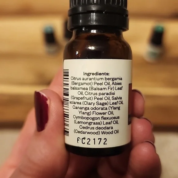 Summer Set: 7 Essential Oil Summer Blends - Picture 6 of 7